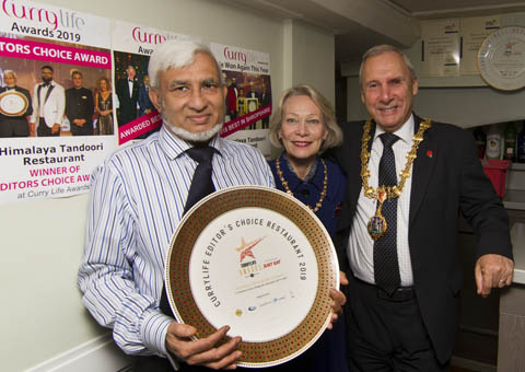 Mayor & Lady Mayoress & Bridgnorth Councillor Ron Whittle and Carol Whittle with Dave Miah